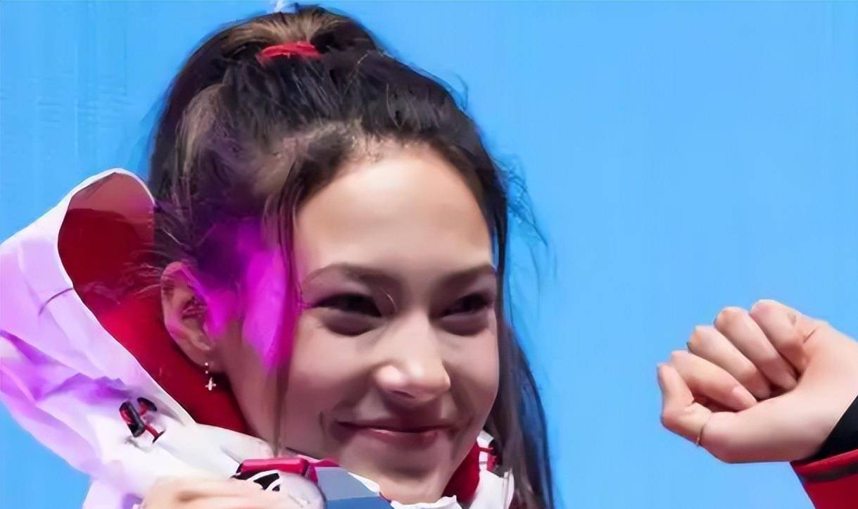 在加入中国, 接着在阿斯, 赛后采访