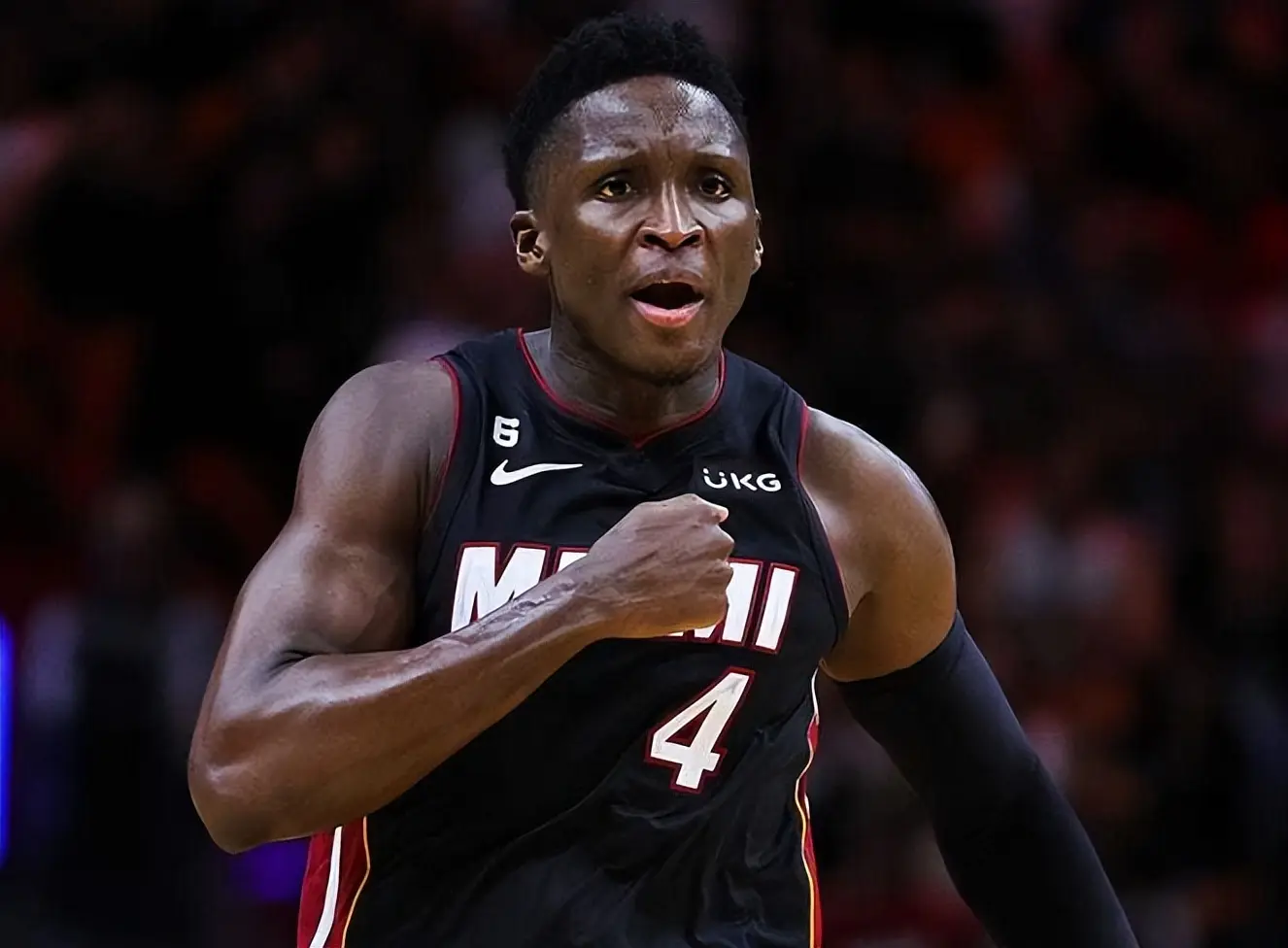 AA, 借助这个平, https